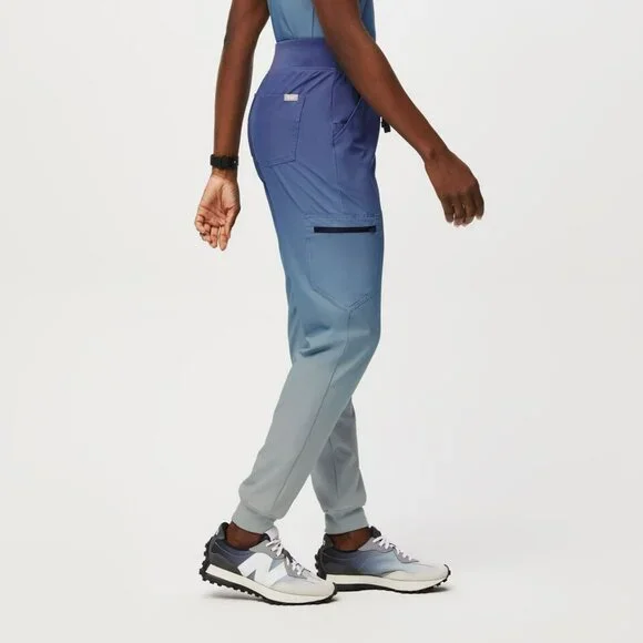 Figs High Waisted Zamora FREEx Lined Jogger Scrub Pants - Picture 2 of 9